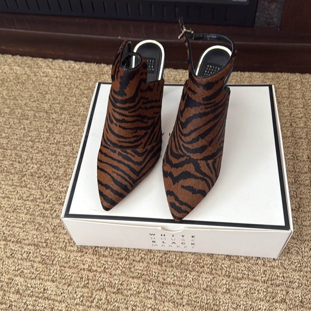 White House Black Market Brown and Black Heeled   Tiger haircalf - Picture 2 of 5